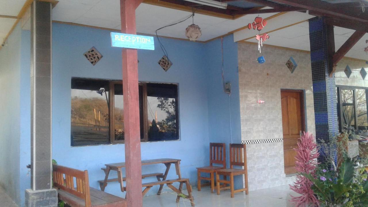 Tarsan Homestay Labuan Bajo Exterior photo