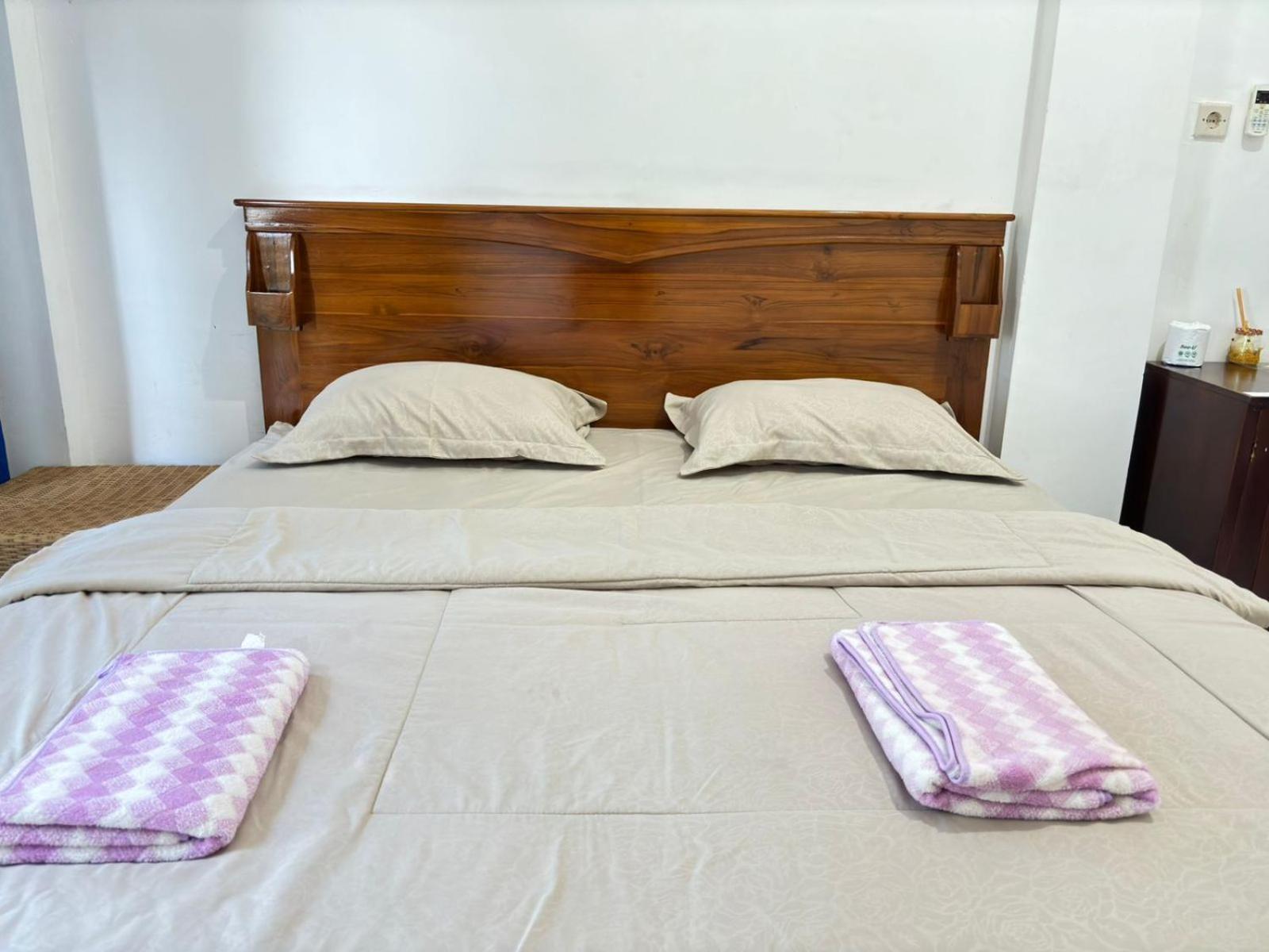 Tarsan Homestay Labuan Bajo Exterior photo
